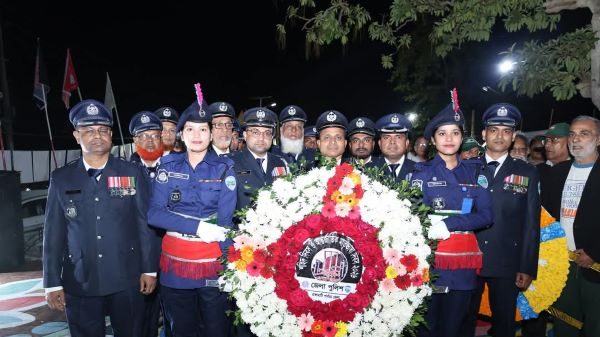 ভাষা শহিদদের ত্যাগ আমাদের পথপ্রদর্শক-পুলিশ সুপার