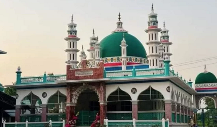 চট্টগ্রামের অর্ধশতাধিক গ্রামে রাতে সেহেরি খেয়ে বুধবার থেকেই রোজা শুরু