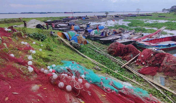 শনিবার থেকে দুই মাস পদ্মা-মেঘনায় ইলিশ ধরা বন্ধ