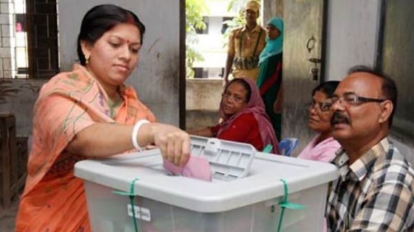 ভোট শেষ, এবার রাষ্ট্রের পরীক্ষা-ক্ষমতা হস্তান্তরের সঠিক পথ কোনটি ?