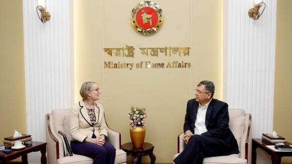 রোহিঙ্গা শরণার্থীদের জন্য সহায়তা অব্যাহত রাখতে চায় যুক্তরাজ্য