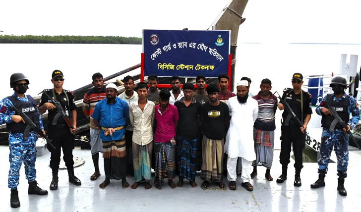 মিয়ানমারমুখী পাচার সিন্ডিকেটে রোহিঙ্গা সম্পৃক্ততা, আটক ১৪