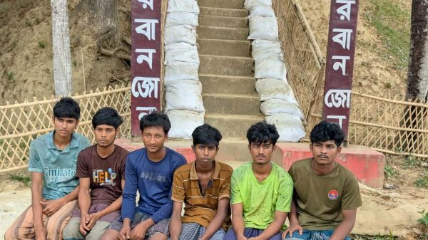 সেনাবাহিনীর অভিযানে অপহৃত ৬ শ্রমিক জীবিত উদ্ধার