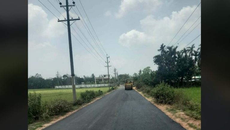 বাইশারী-ঈদগড় সড়ক উন্নয়ন দৃশ্যমান,দূর হচ্ছে দীর্ঘদিনের জনভোগান্তি