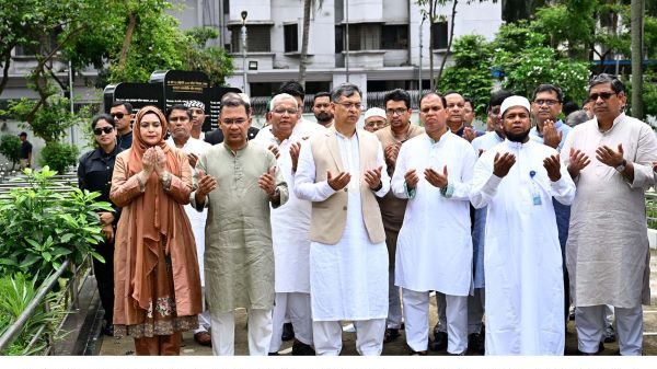 জাতীয় ঐক্য ও দেশ গড়ার প্রত্যয়ে কাজ করছে সরকার-স্বরাষ্ট্রমন্ত্রী