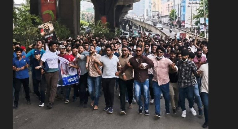 বিএনপি’র রাজনীতি ঠিকাতে হলে আওয়ামীলীগকে প্রত্যাবর্তন করাতে হবে