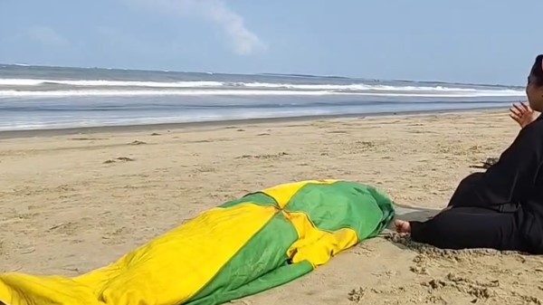 কক্সবাজার সৈকতে নিখোঁজের ১৮ ঘণ্টা পর পর্যটক আবীরের মরদেহ উদ্ধার