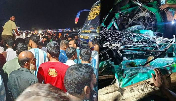 আনোয়ারায় সড়ক দুর্ঘটনায় নিহত -২, আহত- ৩০