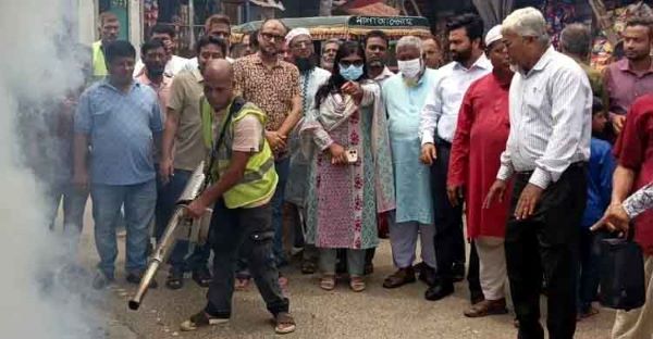 মশার প্রজননস্থল ধ্বংসে চসিকের ক্রাশ প্রোগ্রাম